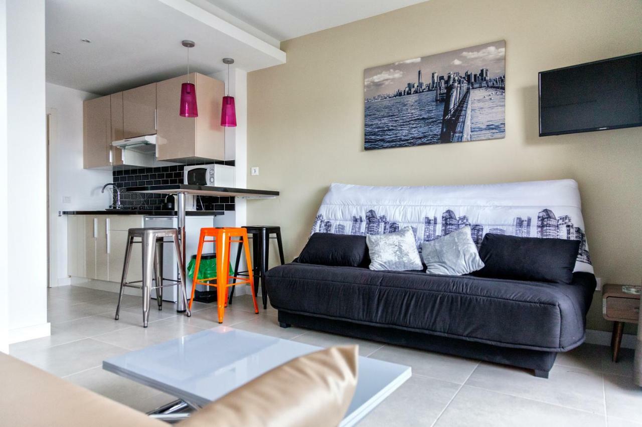 Estudio En Benalbeach Apartment Benalmadena Bagian luar foto