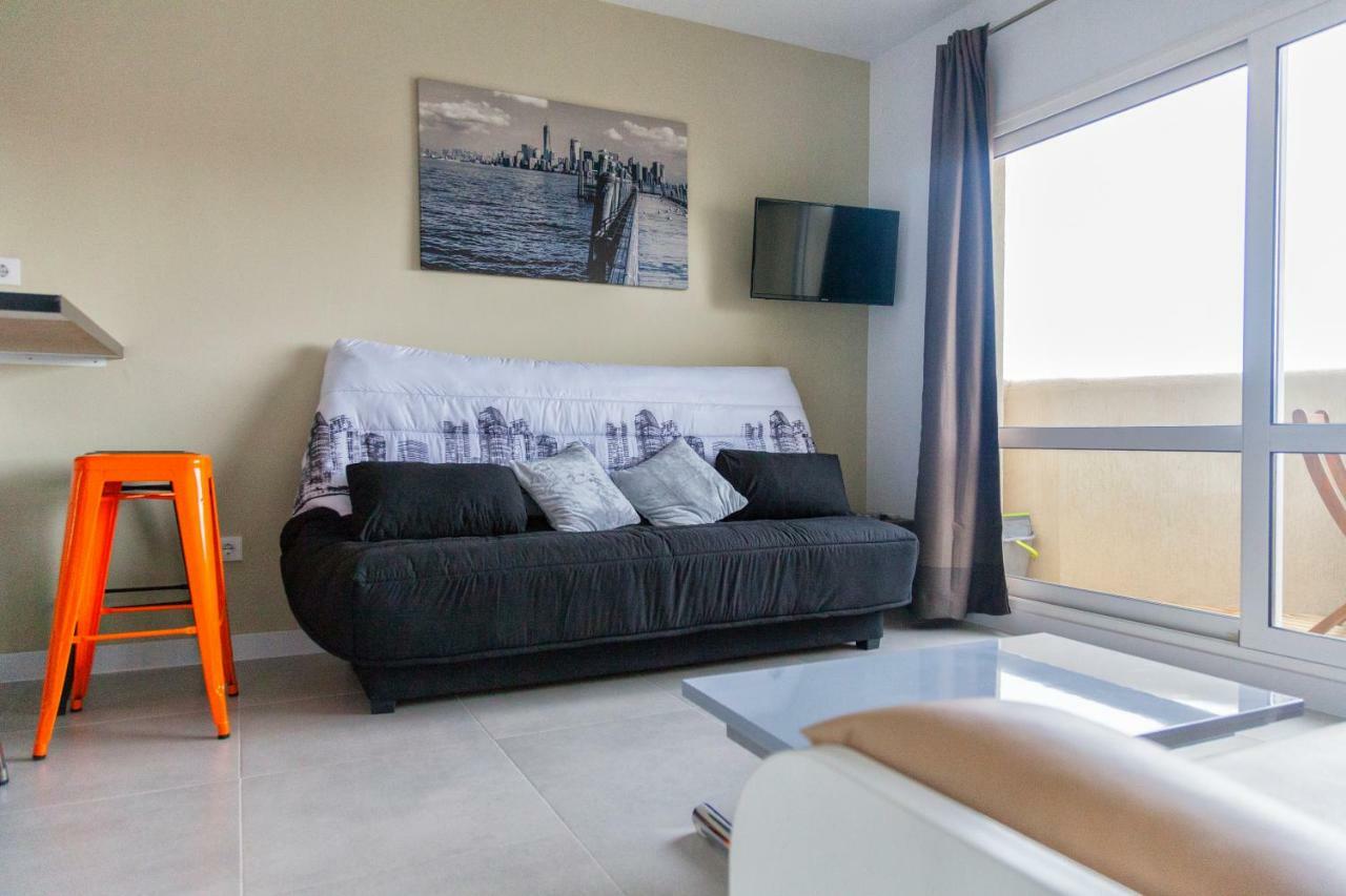 Estudio En Benalbeach Apartment Benalmadena Bagian luar foto