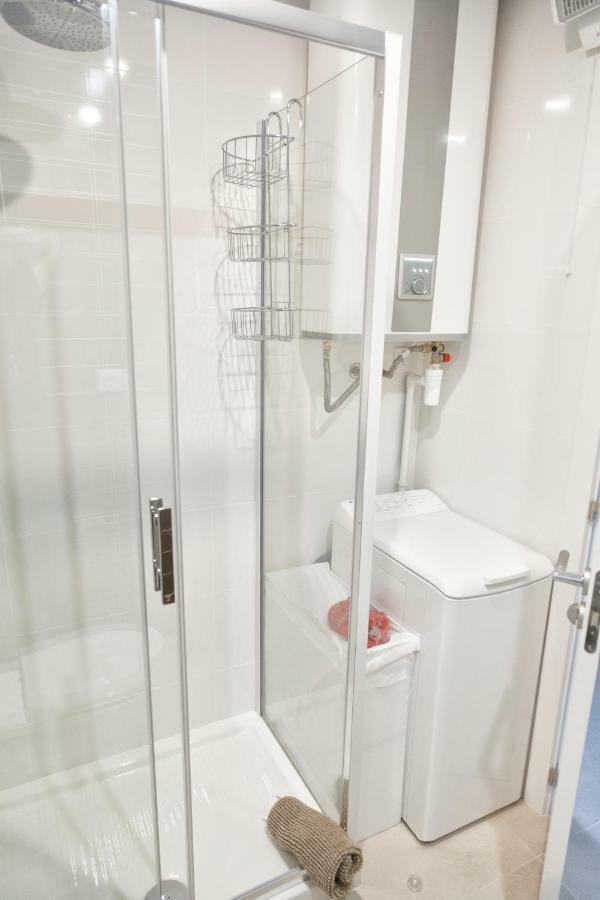 Estudio En Benalbeach Apartment Benalmadena Bagian luar foto
