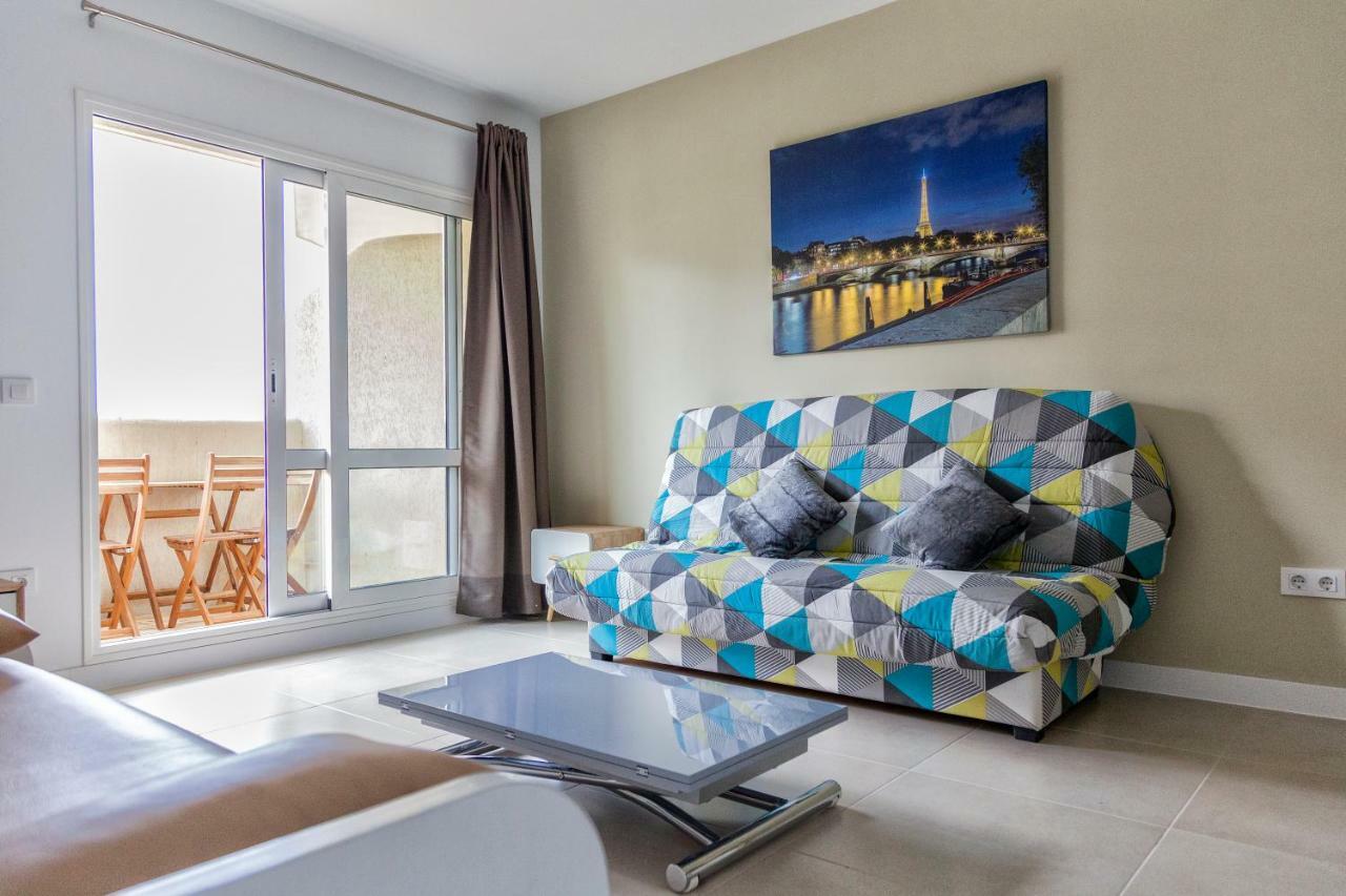Estudio En Benalbeach Apartment Benalmadena Bagian luar foto
